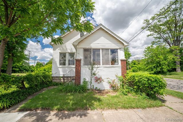 702 Fernhill Street, Highland Park, MI 48203