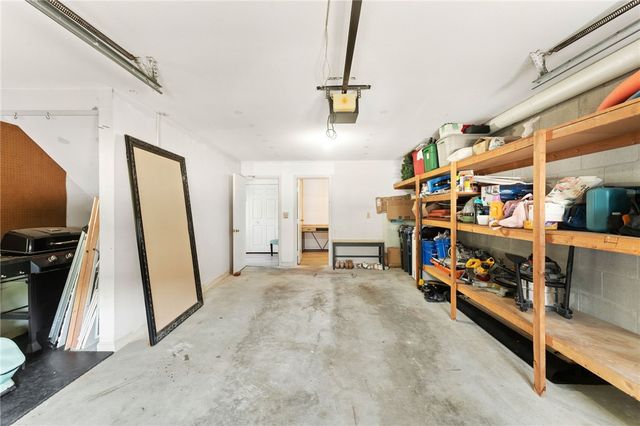 694 Orleans Court, Warwick, RI 02886