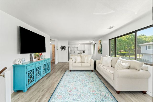 694 Orleans Court, Warwick, RI 02886