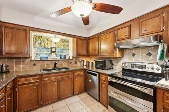 2007 Diane Street, Pinehurst, TX 77362