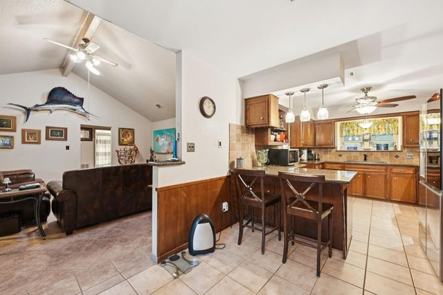 2007 Diane Street, Pinehurst, TX 77362