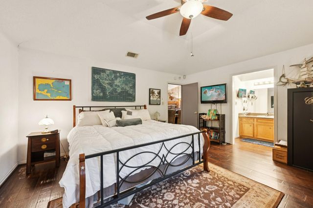 2007 Diane Street, Pinehurst, TX 77362