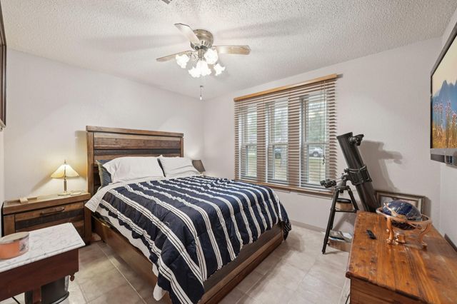 2007 Diane Street, Pinehurst, TX 77362