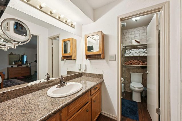 2007 Diane Street, Pinehurst, TX 77362