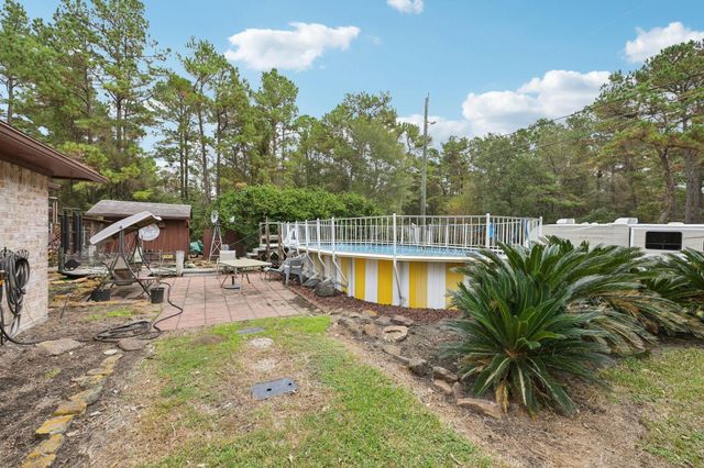 2007 Diane Street, Pinehurst, TX 77362