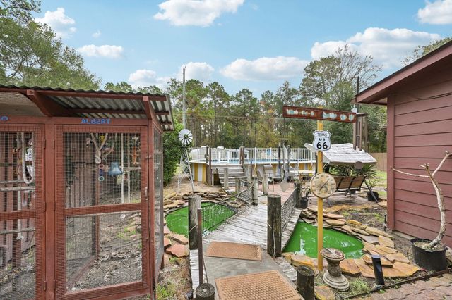 2007 Diane Street, Pinehurst, TX 77362