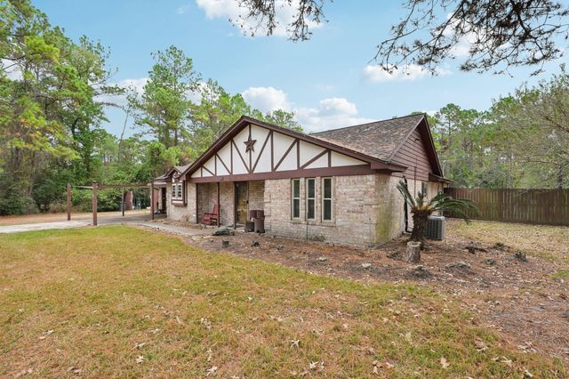 2007 Diane Street, Pinehurst, TX 77362