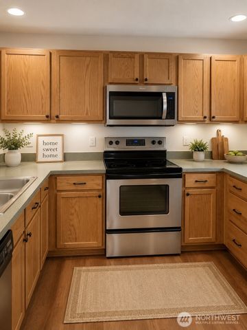 1961 NE Green Glen Lane, Bremerton, WA 98311