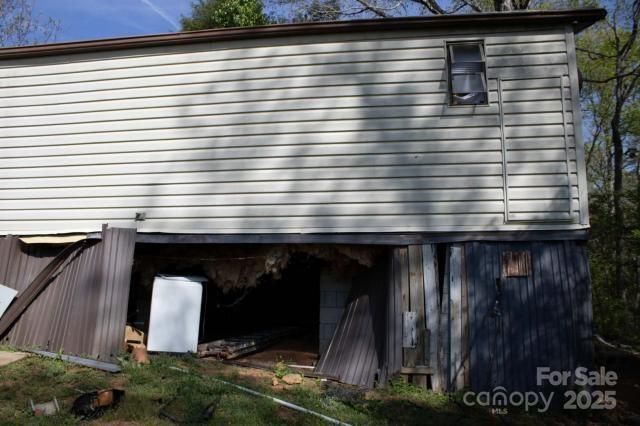 114 Victoria Court, Cherryville, NC 28021
