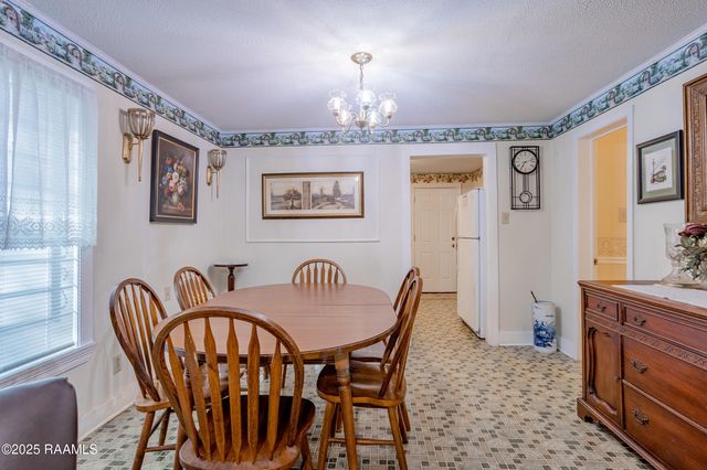 1707 Federal Road, Opelousas, LA 70570