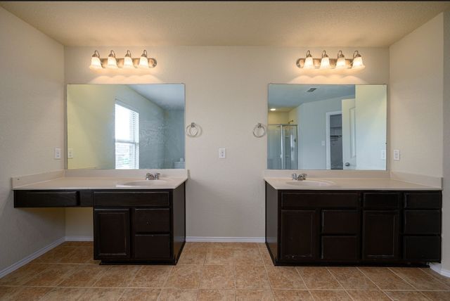 800 Cormorant Drive, Sherman, TX 75092