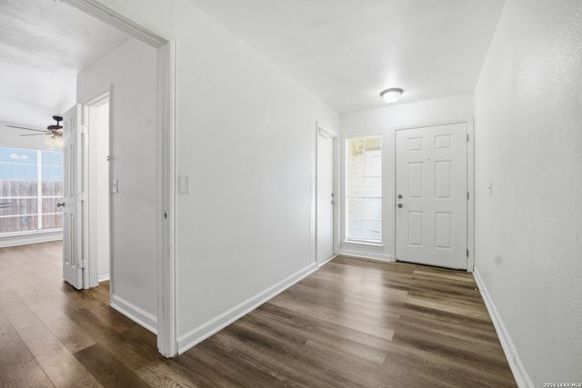 5722 Misty Glen, San Antonio, TX 78247