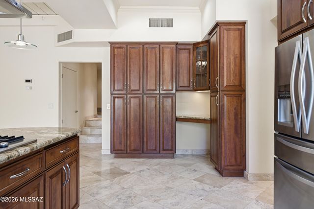 6602 N Catalina Avenue, Tucson, AZ 85718