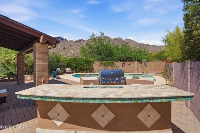 6602 N Catalina Avenue, Tucson, AZ 85718