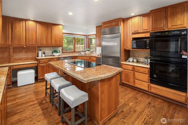 9607 208th Avenue NE, Redmond, WA 98053