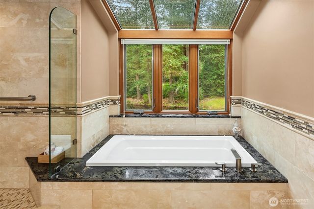 9607 208th Avenue NE, Redmond, WA 98053