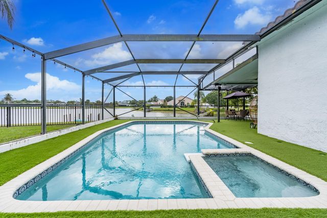 8321 Bonita Isle Dr Drive, Lake Worth, FL 33467