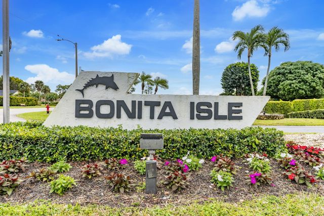 8321 Bonita Isle Dr Drive, Lake Worth, FL 33467