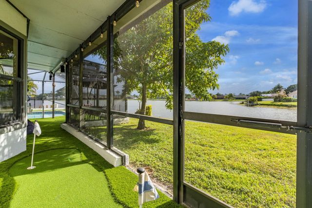 8321 Bonita Isle Dr Drive, Lake Worth, FL 33467