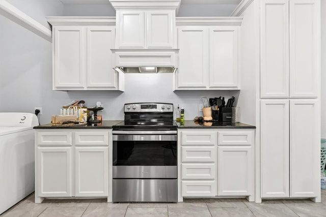 6402 Williams Dr, Corpus Christi, TX 78412