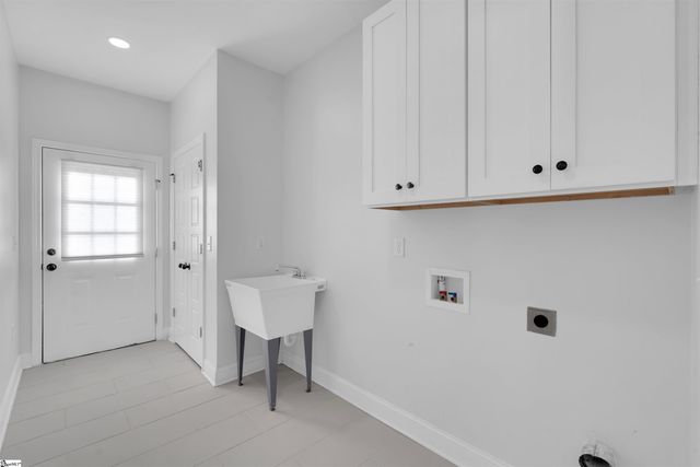 240 Stone Avenue, Spartanburg, SC 29388