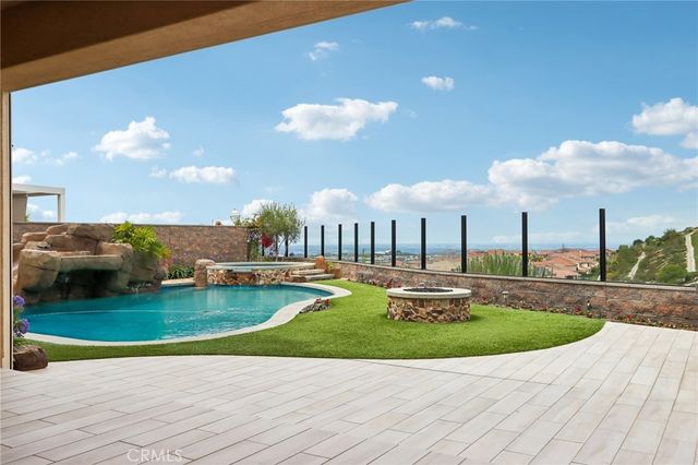 2552 Highland Oak Court, Trabuco Canyon, CA 92679