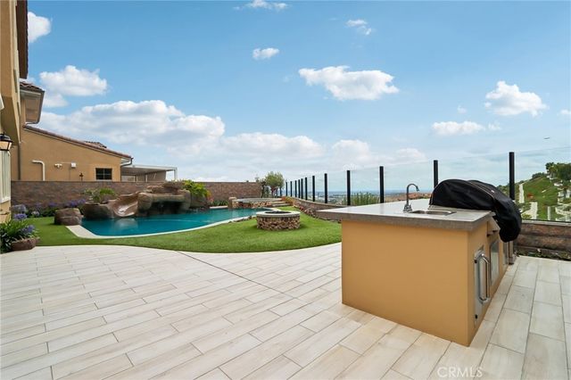 2552 Highland Oak Court, Trabuco Canyon, CA 92679