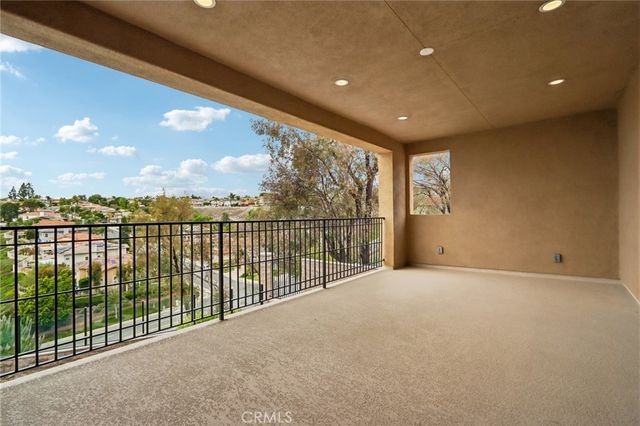 2552 Highland Oak Court, Trabuco Canyon, CA 92679
