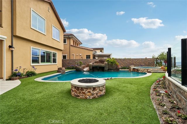 2552 Highland Oak Court, Trabuco Canyon, CA 92679
