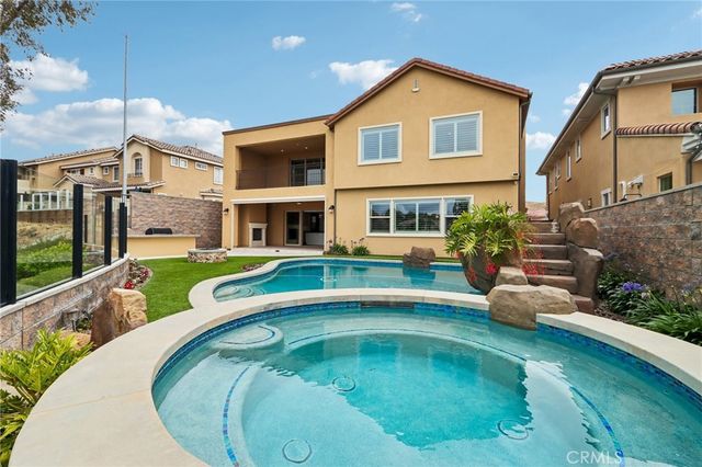 2552 Highland Oak Court, Trabuco Canyon, CA 92679
