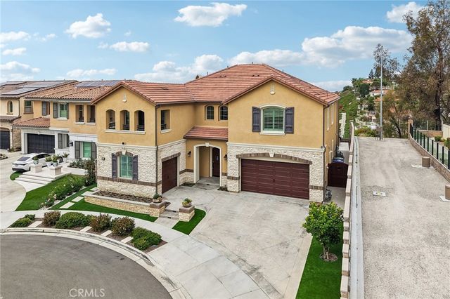 2552 Highland Oak Court, Trabuco Canyon, CA 92679