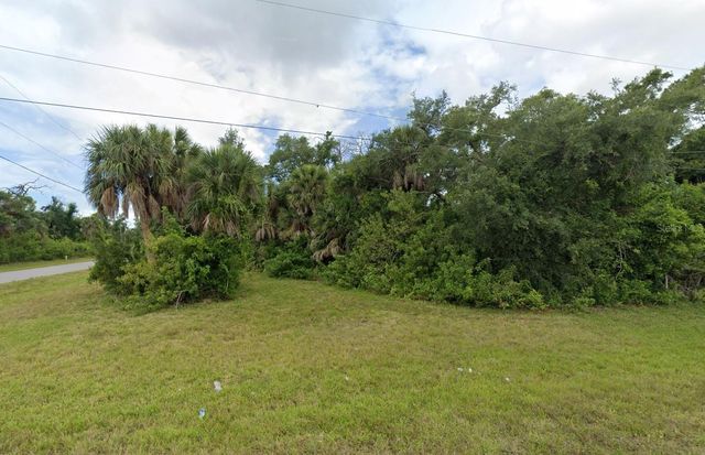 118 SUNNY WAY, Rotonda West, FL 33947