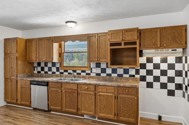 6100 Bell Branch Trl, Nunnelly, TN 37137