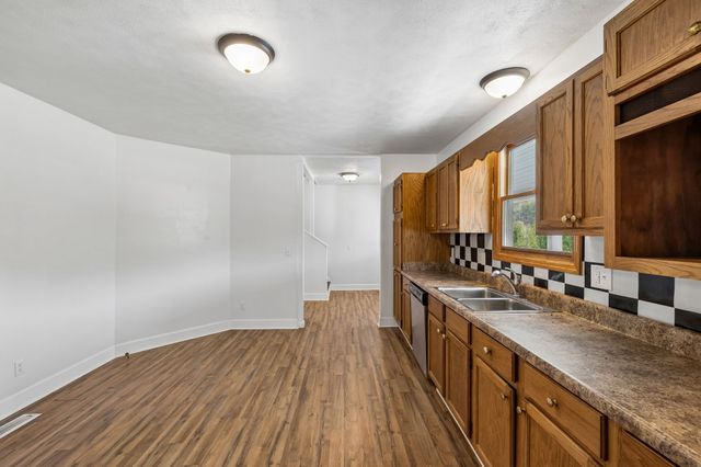 6100 Bell Branch Trl, Nunnelly, TN 37137
