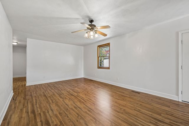 6100 Bell Branch Trl, Nunnelly, TN 37137