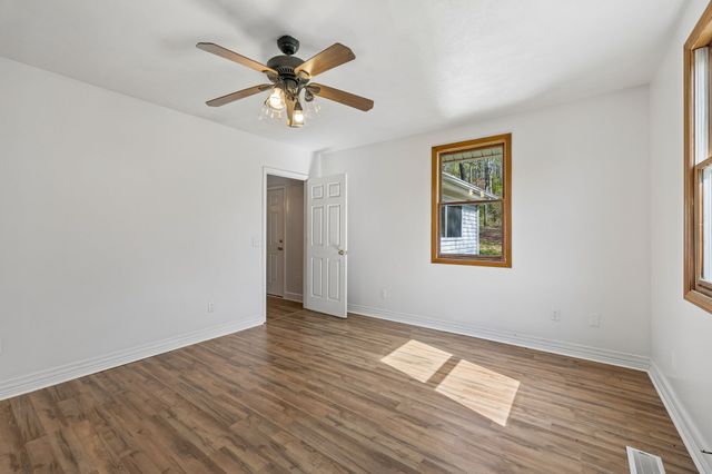 6100 Bell Branch Trl, Nunnelly, TN 37137