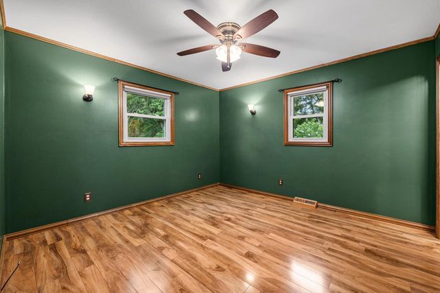 7841 Pathfinder LANE, West Bend, WI 53090