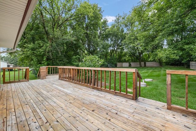 7841 Pathfinder LANE, West Bend, WI 53090