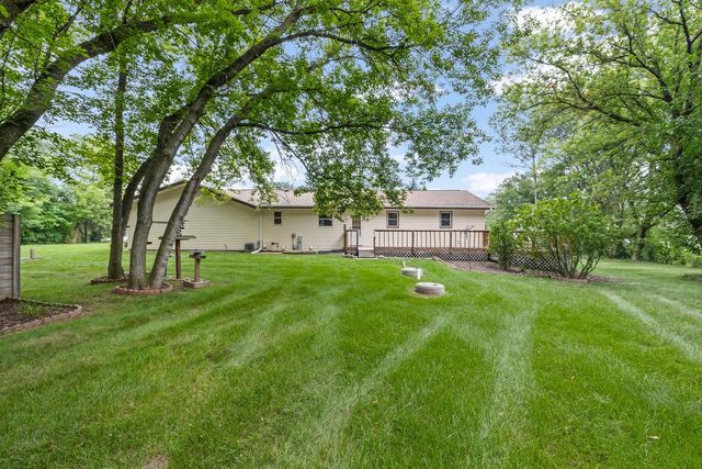 7841 Pathfinder LANE, West Bend, WI 53090