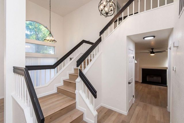 1955 Clearbrook Ct, Tracy, CA 95376