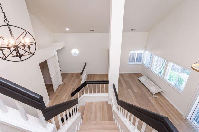 1955 Clearbrook Ct, Tracy, CA 95376