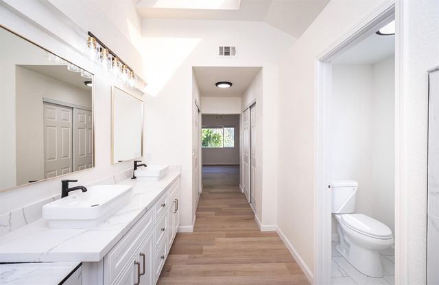 1955 Clearbrook Ct, Tracy, CA 95376