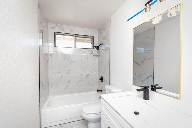 1955 Clearbrook Ct, Tracy, CA 95376