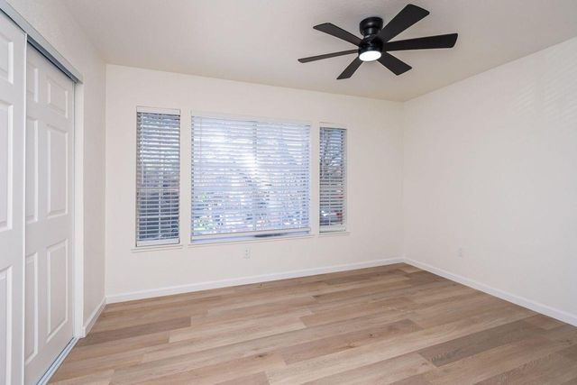 1955 Clearbrook Ct, Tracy, CA 95376