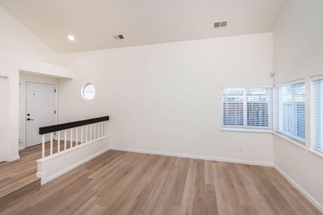 1955 Clearbrook Ct, Tracy, CA 95376