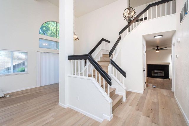 1955 Clearbrook Ct, Tracy, CA 95376