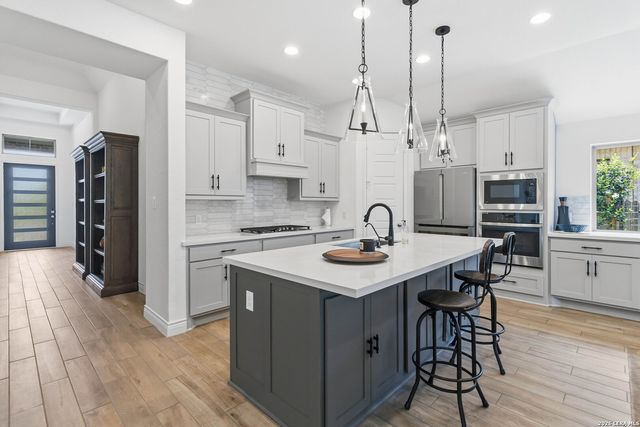 425 Juana Way, New Braunfels, TX 78132