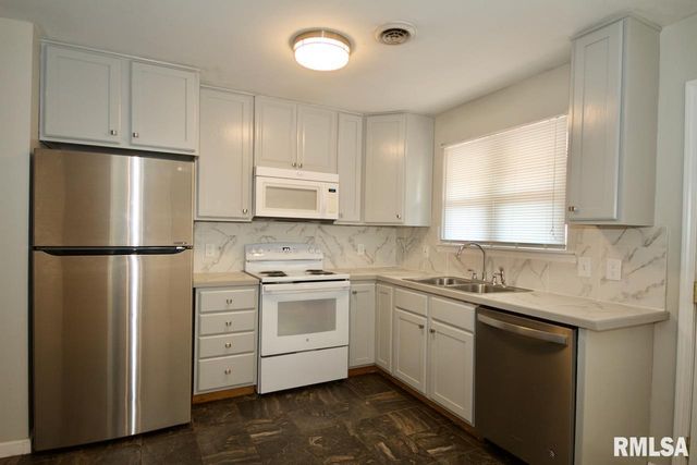 902 W MILL Street 904,906,908, Carbondale, IL 62901