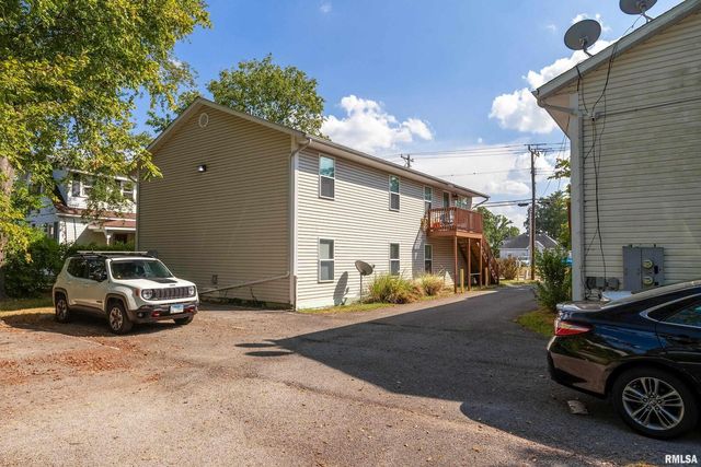 902 W MILL Street 904,906,908, Carbondale, IL 62901