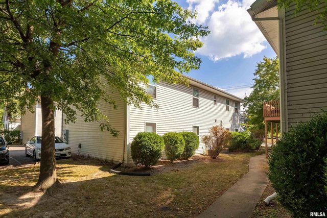 902 W MILL Street 904,906,908, Carbondale, IL 62901